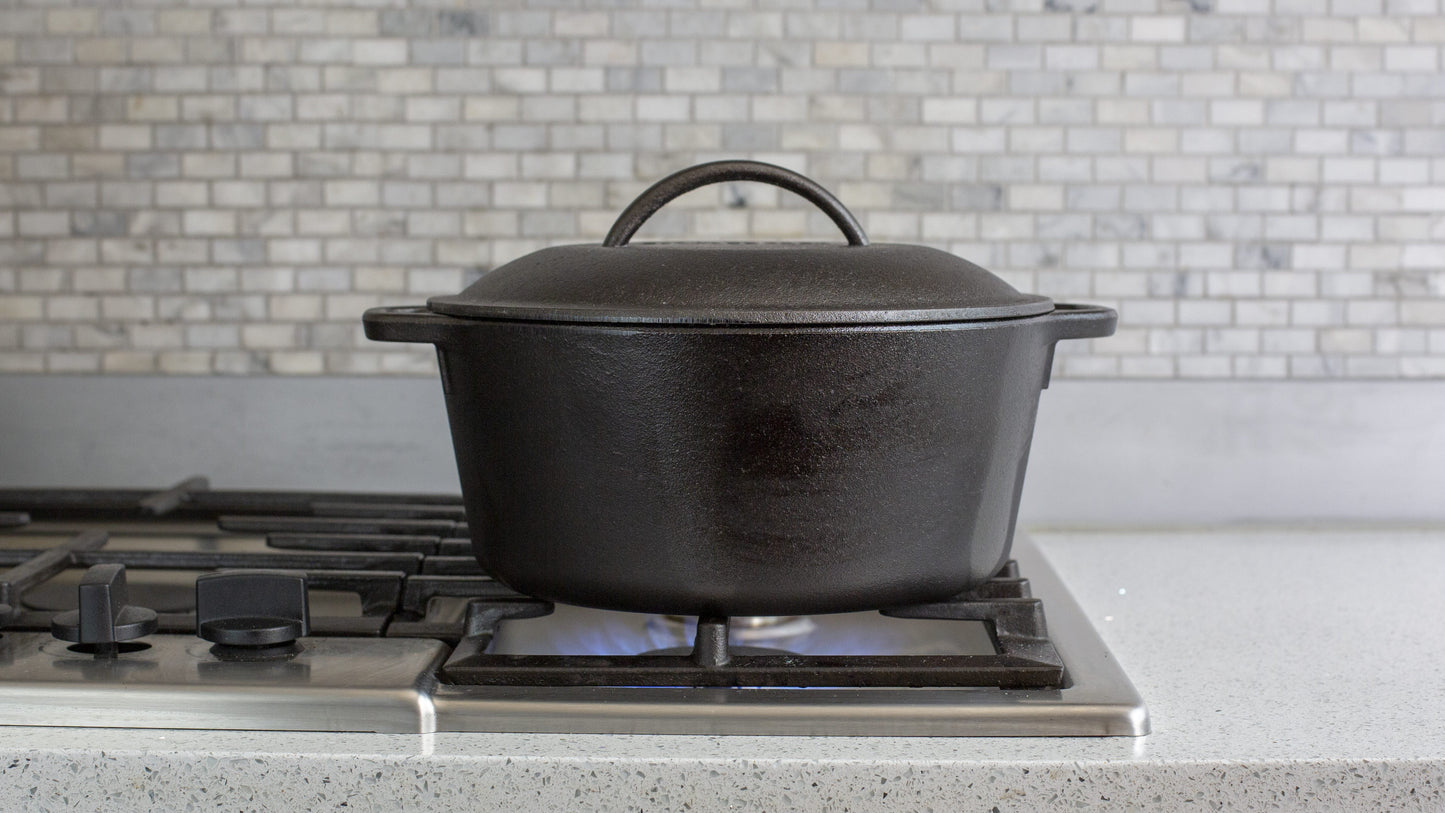 Lodge Pre-Seasoned 7 Qt Cast Iron Dutch Oven & Cover, L10DOL3