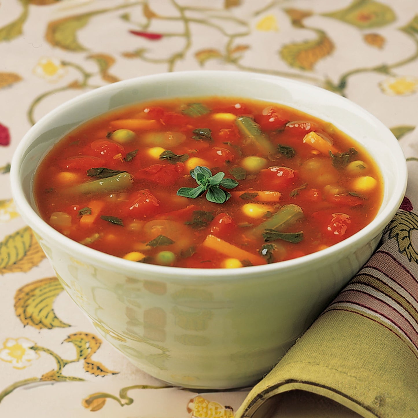 Amy’s Soup, Organic Chunky Vegetable Soup, Gluten Free, Made With Organic Vegetables, Canned Soup, 14.3 Oz