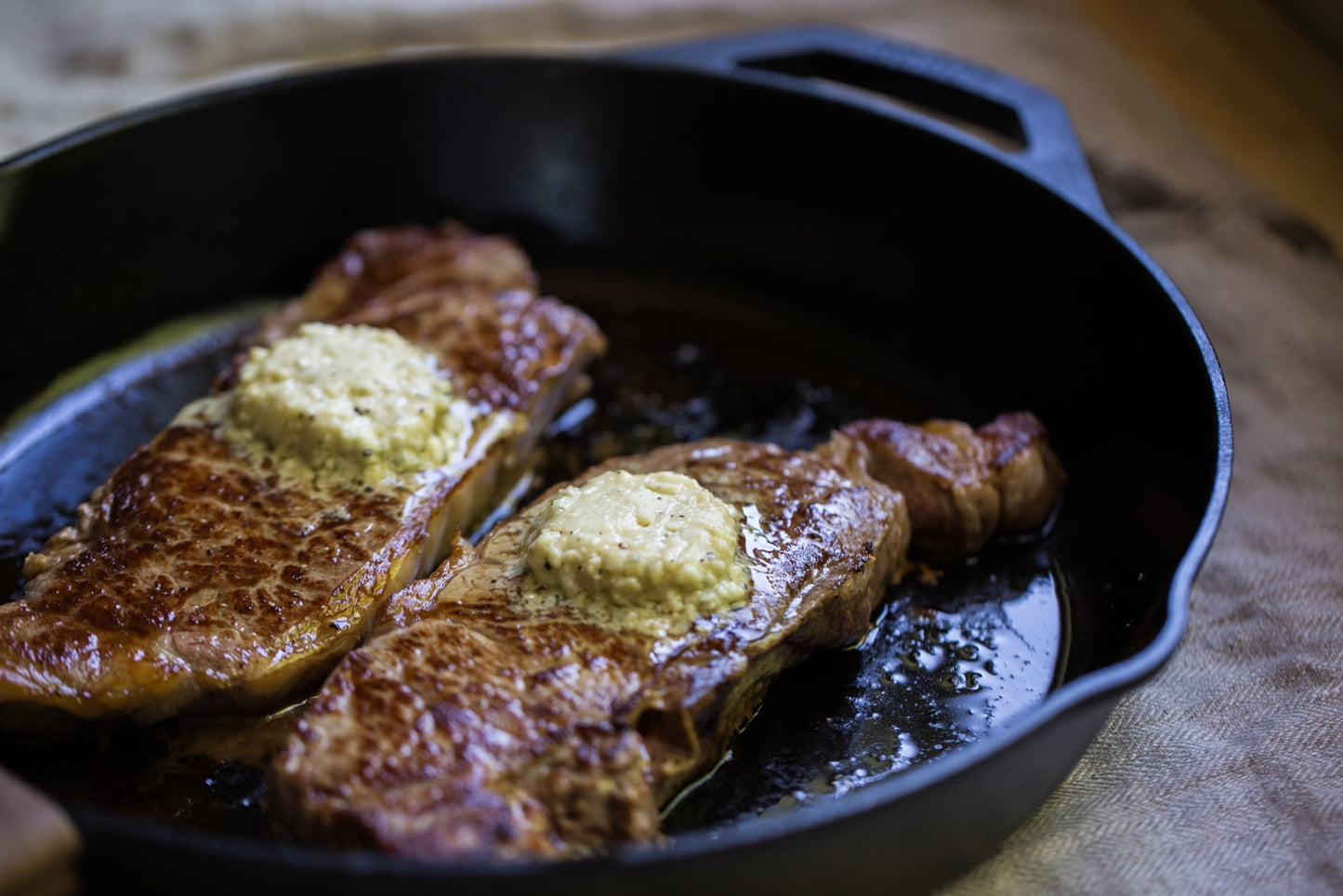 Lodge Cast Iron 15" Seasoned Skillet