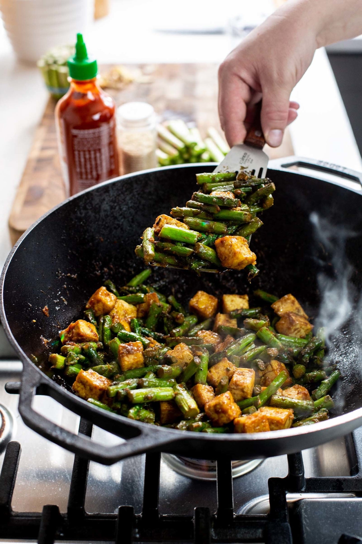 Lodge Cast Iron Seasoned 14" Wok